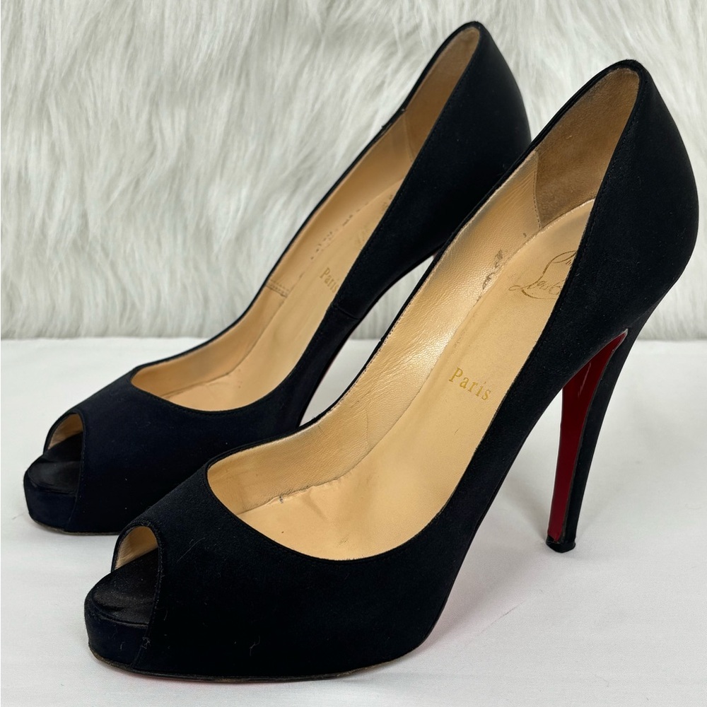 Christian Louboutin Elegant Black Peep-Toe Heels Sz 40